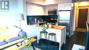502 - 2212 LAKE SHORE BOULEVARD W | Toronto Ontario | Slide Image Seven