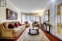 5 PINECONE WAY E | Brampton Ontario | Slide Image Nine