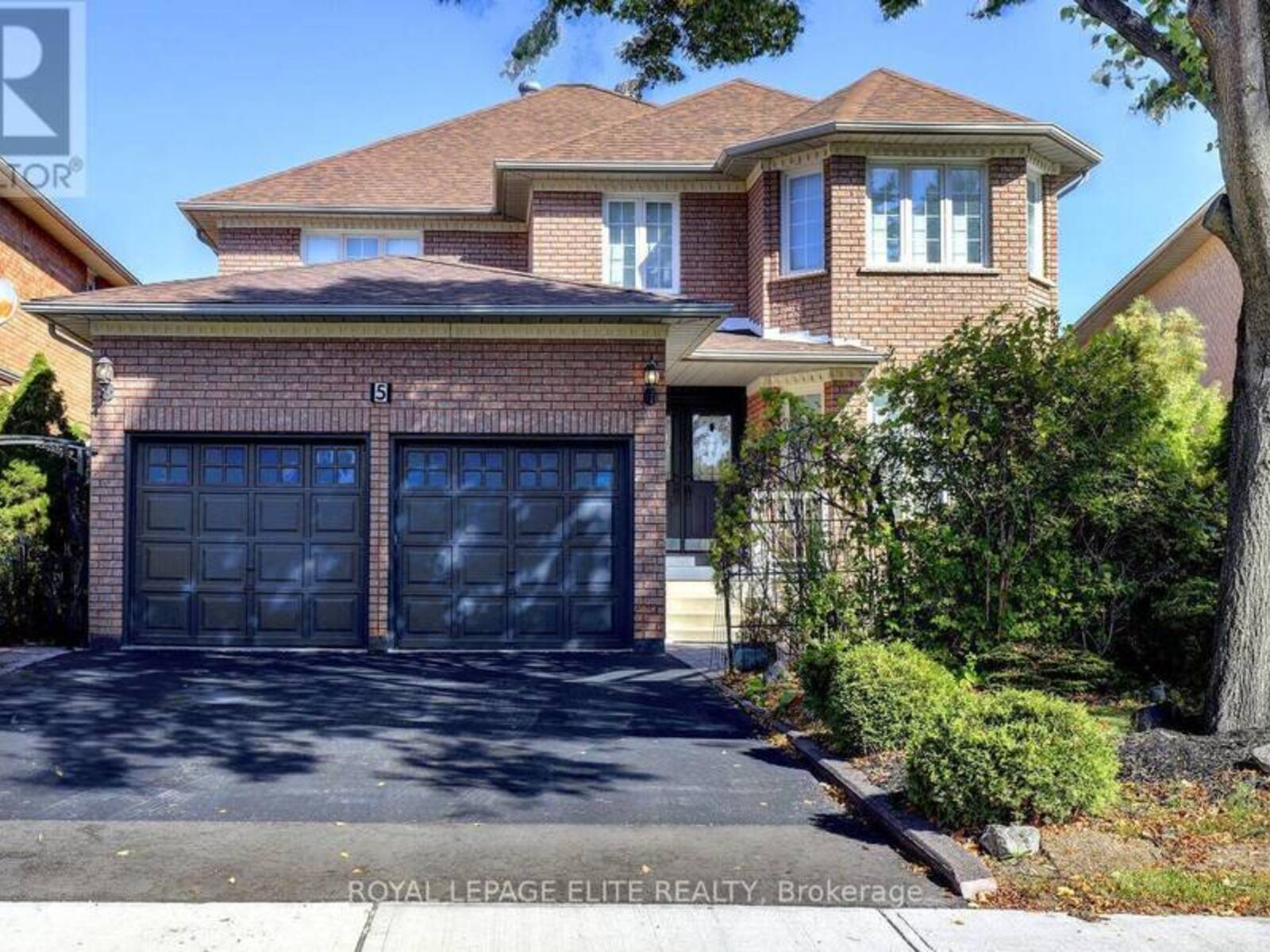 5 PINECONE WAY E, Brampton, Ontario L6R 1N5