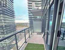 1602 - 39 ANNIE CRAIG DRIVE | Toronto Ontario | Slide Image Eight