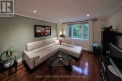 1098 KIPLING AVENUE | Toronto Ontario | Slide Image Four