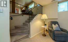29 FLUELLEN DRIVE | Toronto Ontario | Slide Image Eighteen
