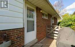 29 FLUELLEN DRIVE | Toronto Ontario | Slide Image Thirty-eight
