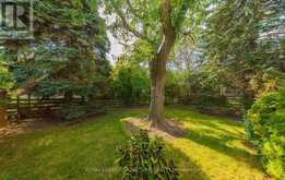 29 FLUELLEN DRIVE | Toronto Ontario | Slide Image Forty-three