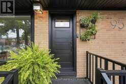 95 LAUREL AVENUE | Toronto Ontario | Slide Image Five