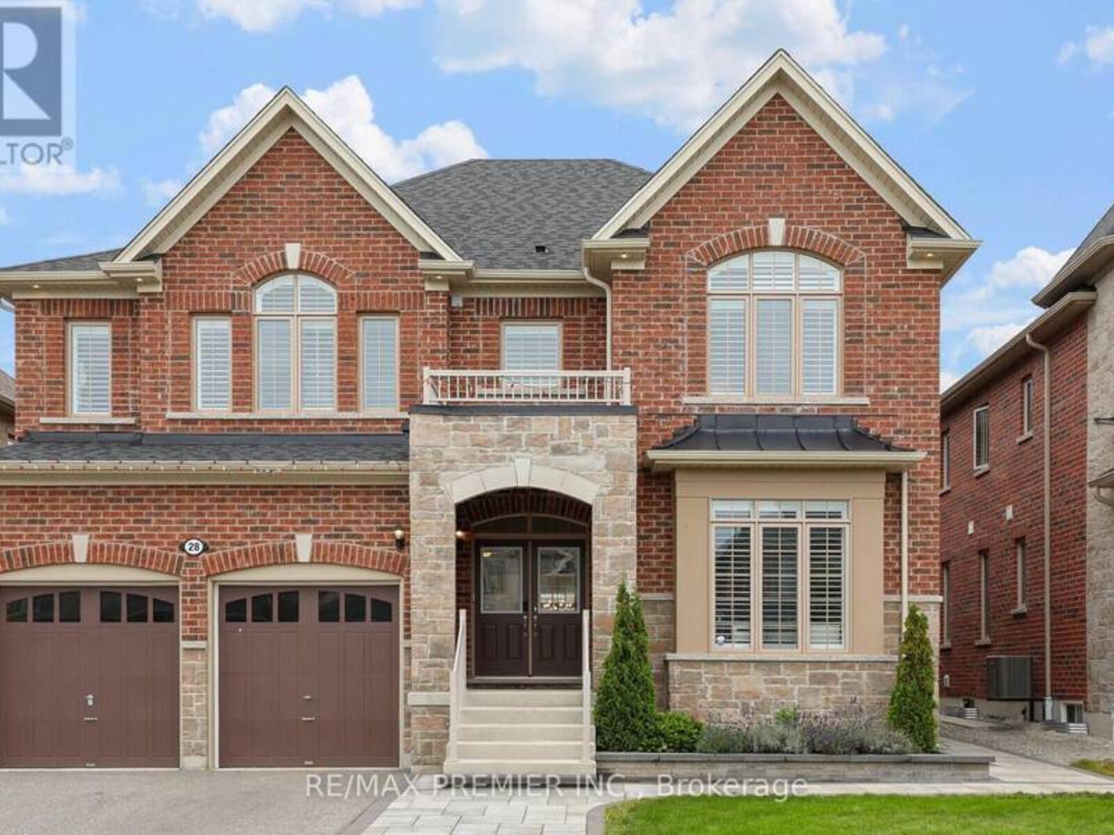 28 SAMUEL CRESCENT, Barrie, Ontario L9X 0S3
