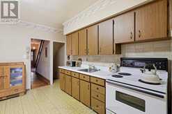 7 GEOFFREY STREET | Toronto Ontario | Slide Image Seventeen