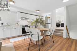 37 HILLSVIEW AVENUE | Toronto Ontario | Slide Image Nine