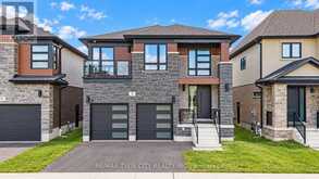 31 JACOB DETWEILLER DRIVE | Kitchener Ontario | Slide Image One