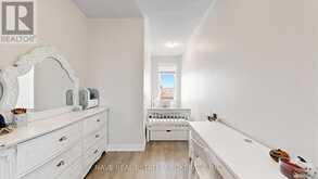 80 TROON AVENUE | Vaughan Ontario | Slide Image Thirteen