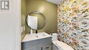 80 TROON AVENUE | Vaughan Ontario | Slide Image Nine