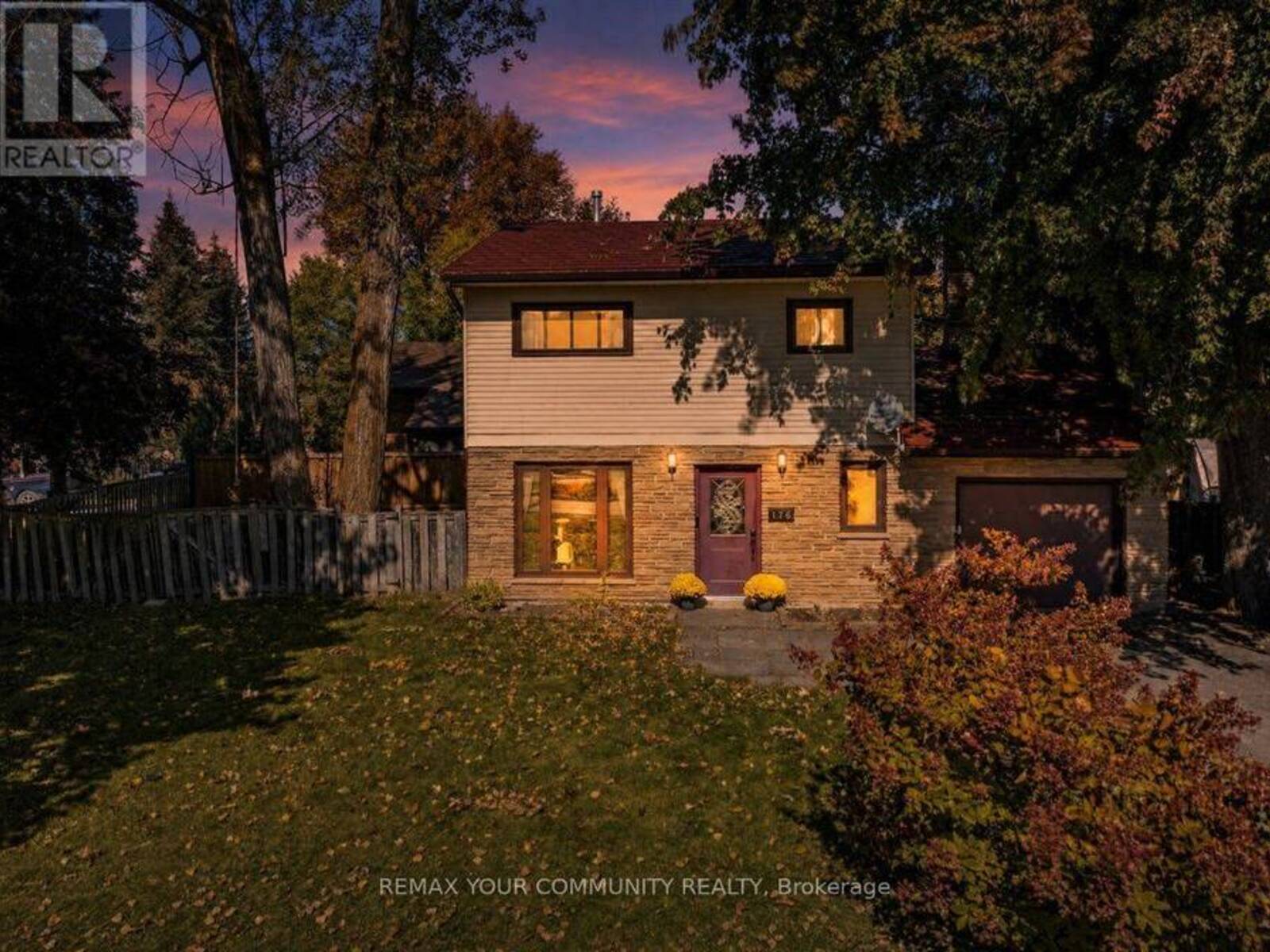 176 GARDEN AVENUE, Georgina, Ontario L4P 2L1