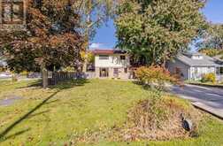 176 GARDEN AVENUE | Georgina Ontario | Slide Image Two
