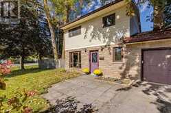 176 GARDEN AVENUE | Georgina Ontario | Slide Image Five