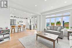 90 MCBRIDE TRAIL | Barrie Ontario | Slide Image Twelve