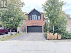 8 SAFARI COURT Brampton Ontario, L7A 1G8