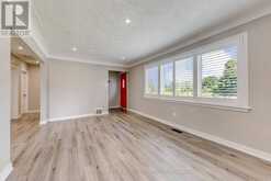 191 NASH ROAD N | Hamilton Ontario | Slide Image Nine