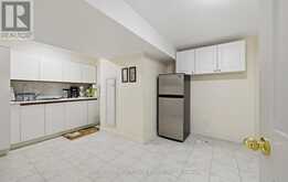 2 BEADLE DRIVE | Ajax Ontario | Slide Image Thirty-three