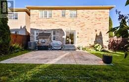2 BEADLE DRIVE | Ajax Ontario | Slide Image Forty