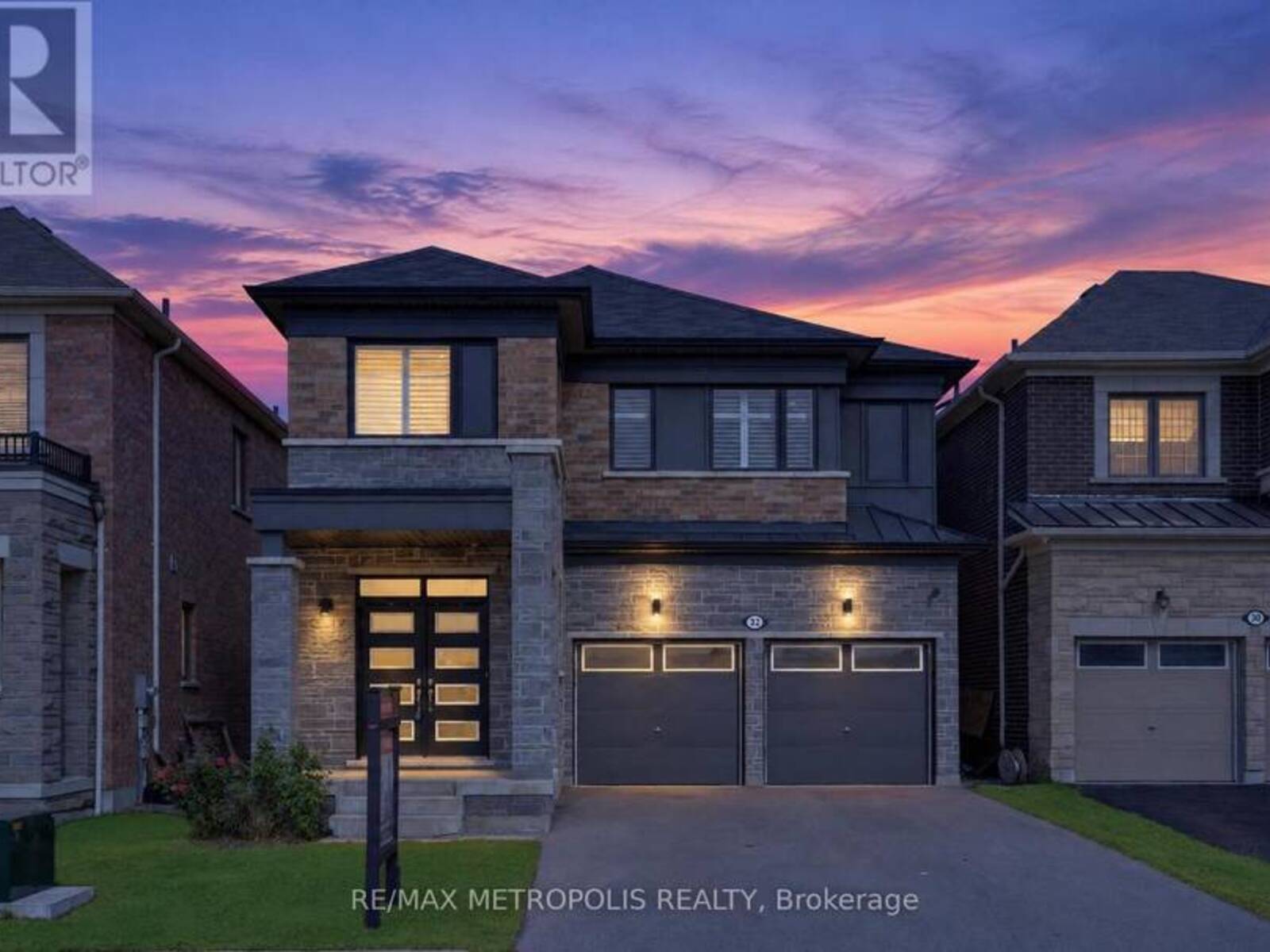 32 LOCKYER DRIVE, Whitby, Ontario L1P 0M2