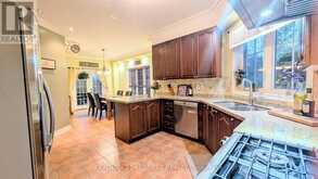 365 OLD COLONY ROAD | Richmond Hill Ontario | Slide Image Four