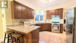 365 OLD COLONY ROAD | Richmond Hill Ontario | Slide Image Six