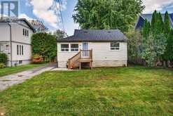 54 FARLEY CIRCLE | Georgina Ontario | Slide Image Four