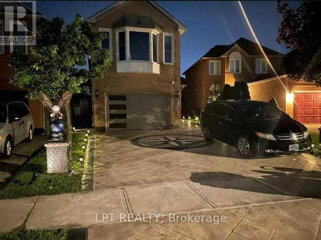8 BANNER ROAD Brampton Ontario, L6X 4K6 - 6 Bedrooms Home For Sale