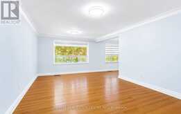 302 SOUTHVIEW ROAD | Oakville Ontario | Slide Image Twelve