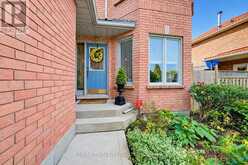 11 PEREGRINE CRESCENT | Cambridge Ontario | Slide Image Three
