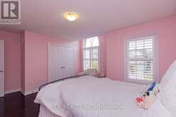 103 HEREFORDSHIRE CRESCENT | Newmarket Ontario | Slide Image Twenty-eight