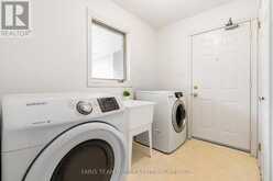 56 PROCEE CIRCLE | Barrie Ontario | Slide Image Twelve
