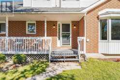 56 PROCEE CIRCLE | Barrie Ontario | Slide Image Three