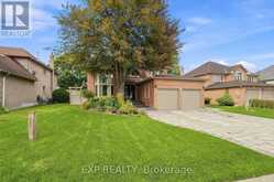 655 CULLER MEWS | Newmarket Ontario | Slide Image One
