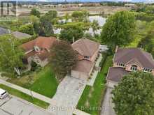 655 CULLER MEWS | Newmarket Ontario | Slide Image Forty-five