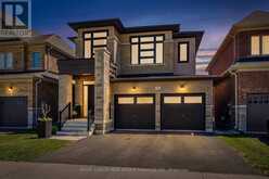 25 GARRETT STYLES DRIVE | Georgina Ontario | Slide Image Two