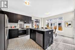 25 GARRETT STYLES DRIVE | Georgina Ontario | Slide Image Eighteen