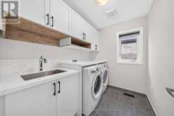 25 GARRETT STYLES DRIVE | Georgina Ontario | Slide Image Thirty-four