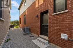 70 PHOENIX BOULEVARD | Barrie Ontario | Slide Image Nineteen