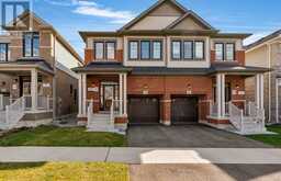 70 PHOENIX BOULEVARD | Barrie Ontario | Slide Image One