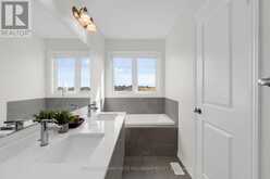 70 PHOENIX BOULEVARD | Barrie Ontario | Slide Image Nine