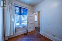 33 PALMERSTON AVENUE | Brantford Ontario | Slide Image Nine