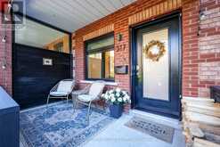 517 CRAWFORD STREET | Toronto Ontario | Slide Image Four