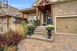 39 LANDSCAPE DRIVE | Oro-Medonte Ontario | Slide Image Three