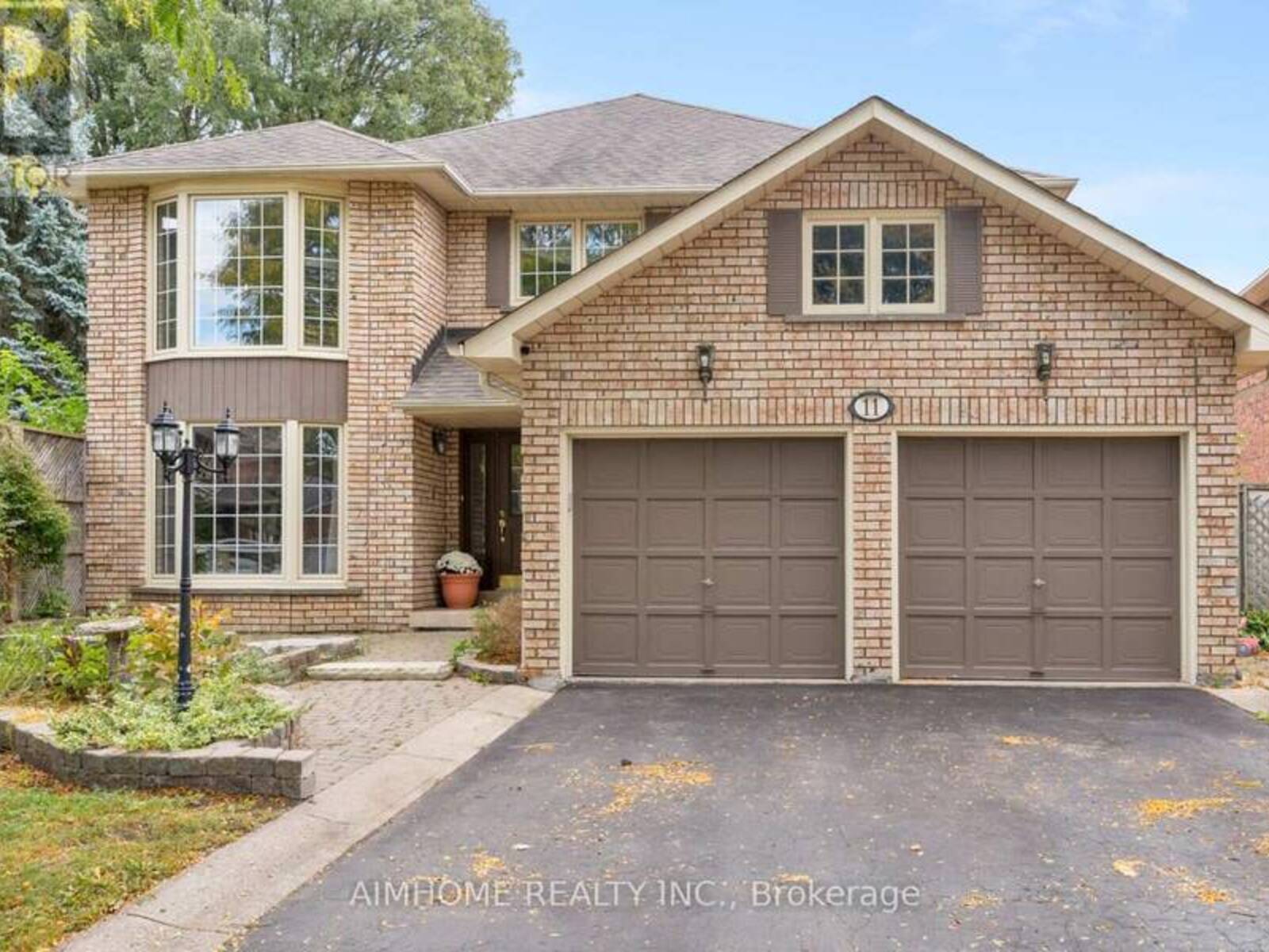 11 CARPENTER COURT, Markham, Ontario L3P 6W3