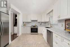 11 CARPENTER COURT | Markham Ontario | Slide Image Fifteen