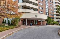 313 - 40 BAIF BOULEVARD | Richmond Hill Ontario | Slide Image Three