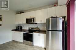 8 CATAMARAN DRIVE | Wasaga Beach Ontario | Slide Image Twenty