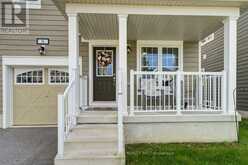 8 CATAMARAN DRIVE | Wasaga Beach Ontario | Slide Image Three