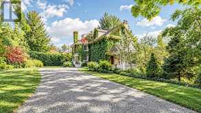 16 BLAKE STREET | Barrie Ontario | Slide Image Two